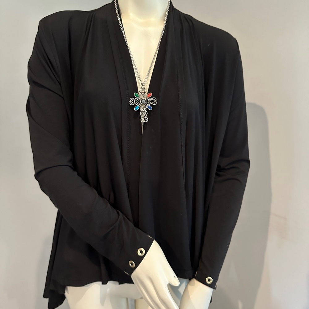 Light Jacket in size M by Carolyn Taylor